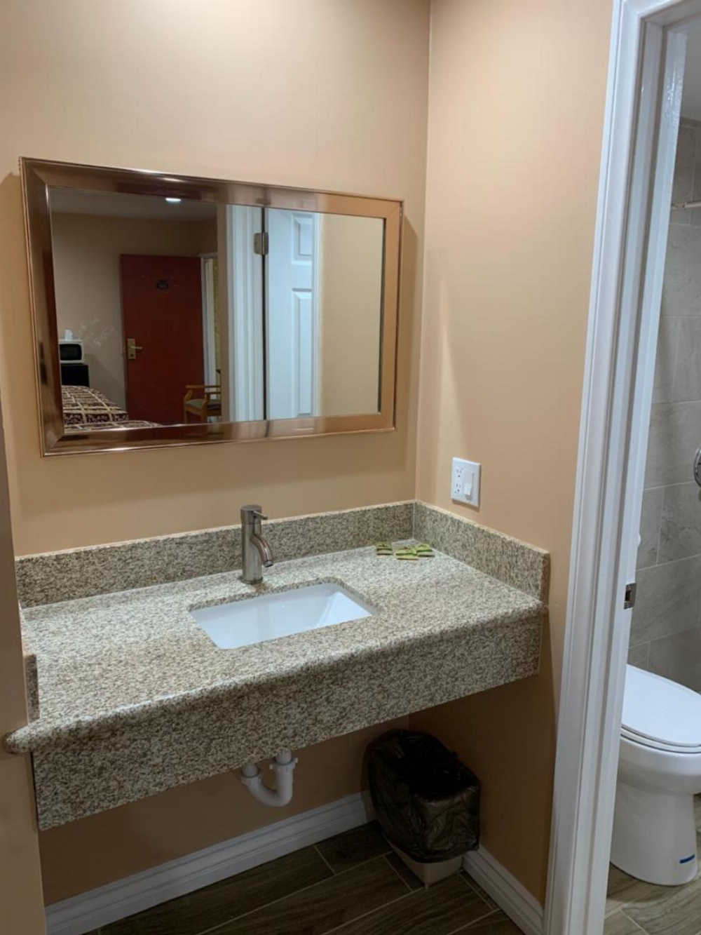 Budget Inn Motel Image 18