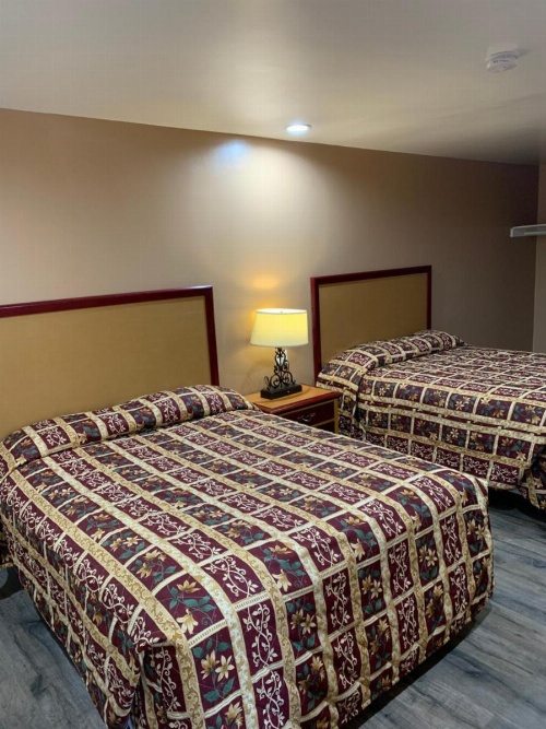 Budget Inn Motel image 21